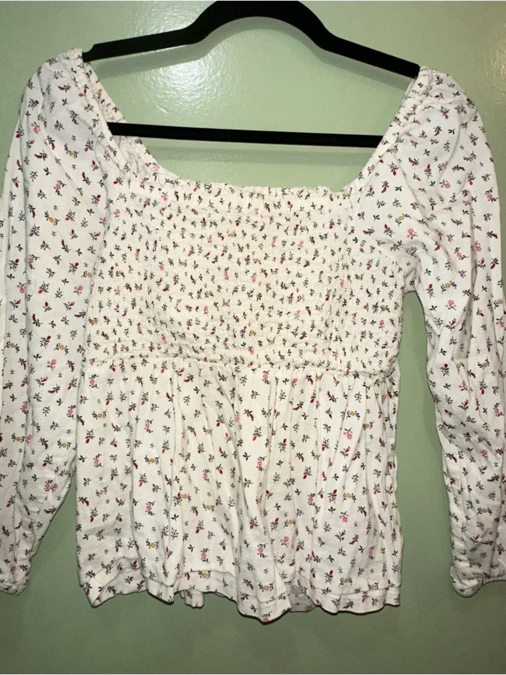 Girls Old Navy White Floral Smocked Square-Neck Blouse with cutout back